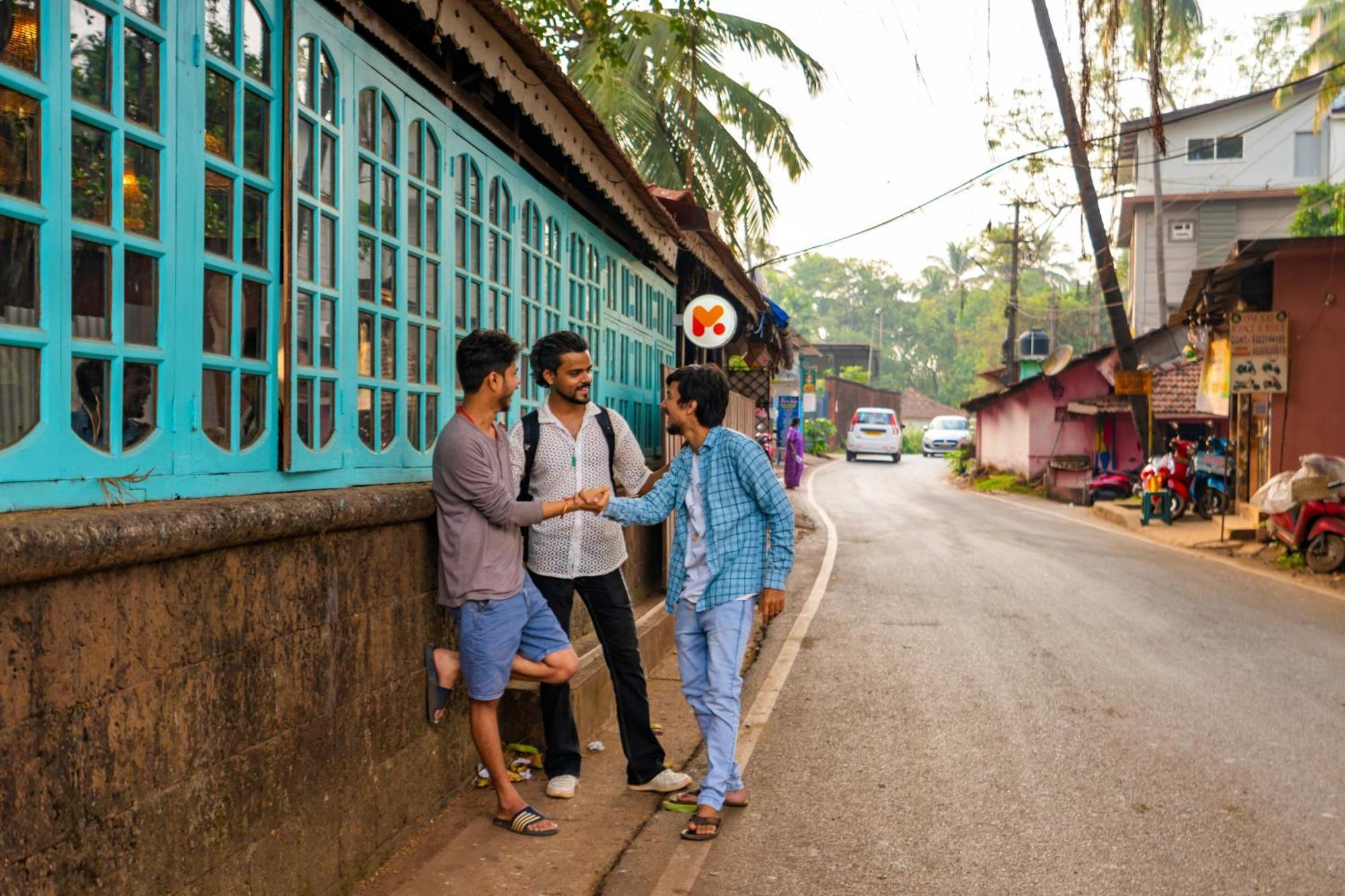 Madpackers Goa Anjuna - Bar Luaran gambar